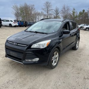 FORD ESCAPE SE - 1