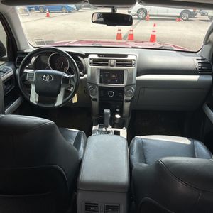 صورة مصغرة 37 لـ 2010 Toyota 4RUNNER SR5