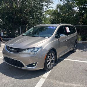 2017 Chrysler PACIFICA LIMITED — фото 1