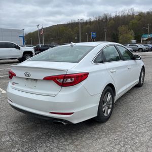 HYUNDAI SONATA SE - 8