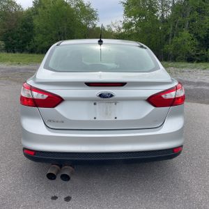 FORD FOCUS S - 7