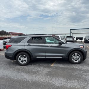 FORD EXPLORER XLT - 10