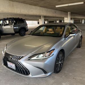 LEXUS ES 300H BASE - 1