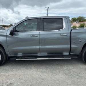 CHEVROLET SILVERADO 1500 HIGH COUNTRY - 4