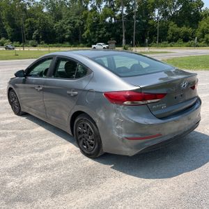 2018 Hyundai ELANTRA SE photo 5