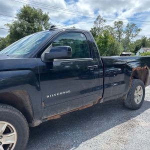 صورة 2 لـ 2017 Chevrolet SILVERADO 1500 LT