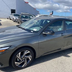 HYUNDAI ELANTRA HYBRID SEL SPORT - 2