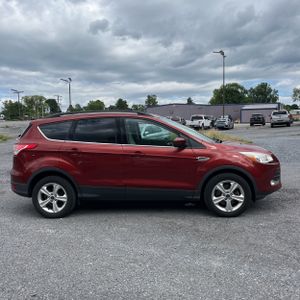 صورة 10 لـ 2016 FORD ESCAPE SE