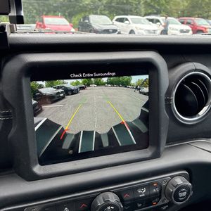 2019 JEEP WRANGLER UNLIMITED SAHARA — миниатюра 37