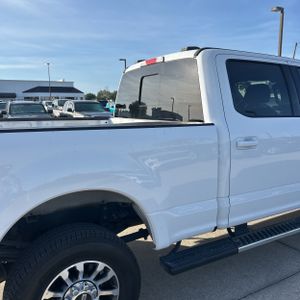 FORD F-250 SUPER DUTY LARIAT - 9