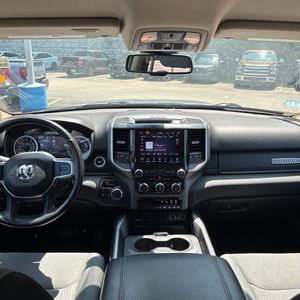 صورة مصغرة 36 لـ 2019 RAM 1500 BIG HORN