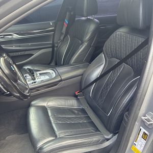 2022 BMW 740 I 照片 31