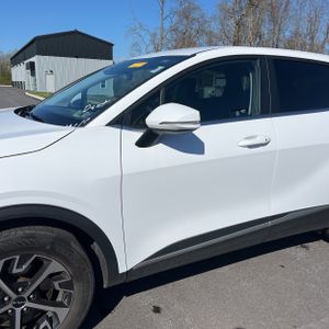 KIA SPORTAGE EX - 2