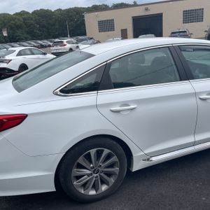 صورة 9 لـ 2016 Hyundai SONATA SPORT