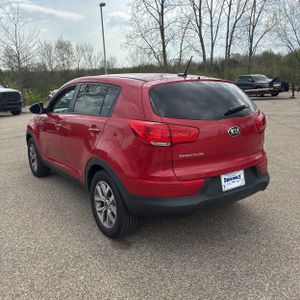 KIA SPORTAGE LX - 5