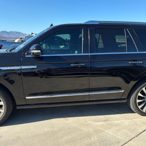 صورة 4 لـ 2020 Lincoln NAVIGATOR RESERVE