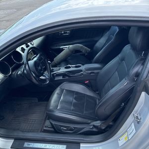 2016 FORD MUSTANG ECOBOOST PREMIUM — фото 31