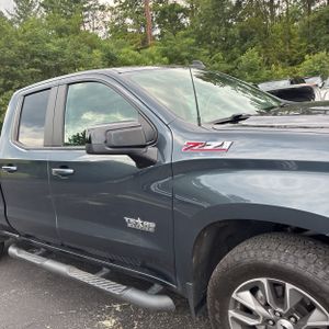 صورة 11 لـ 2021 Chevrolet SILVERADO 1500 RST