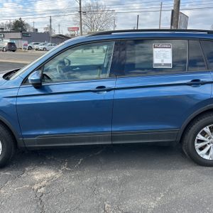 VOLKSWAGEN TIGUAN S 4MOTION - 4