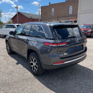 JEEP GRAND CHEROKEE LIMITED - 5