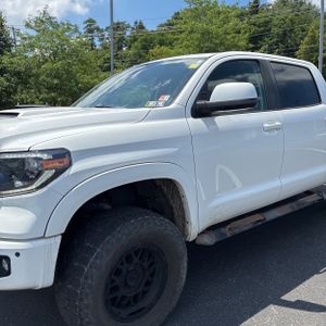 2019 Toyota TUNDRA SR5 photo 2