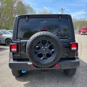 JEEP WRANGLER WILLYS 4XE - 7