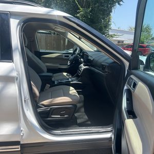 صورة مصغرة 32 لـ 2023 FORD EXPLORER XLT