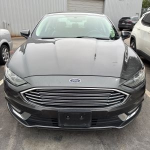 FORD FUSION SE - 10