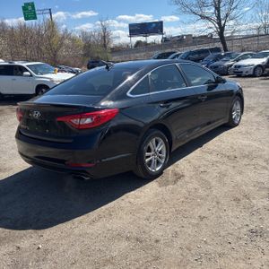 HYUNDAI SONATA SE - 8