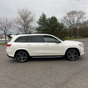 MERCEDES-BENZ GLS - 10