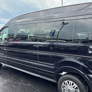 FORD TRANSIT 150 - 6