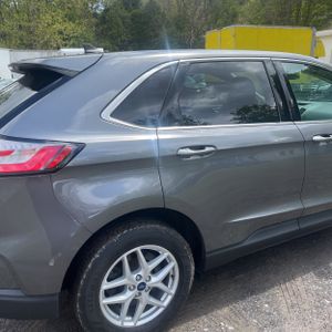 FORD EDGE SEL - 9