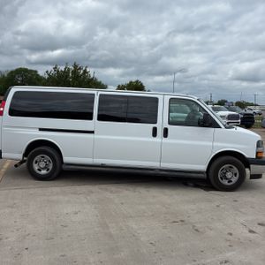 CHEVROLET EXPRESS LT 3500 - 9