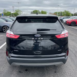 FORD EDGE SEL - 7