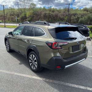 SUBARU OUTBACK LIMITED XT - 5