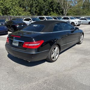 Mercedes-Benz E Class E350 - 8