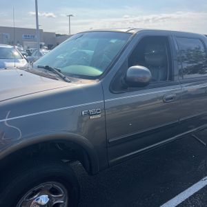 2003 FORD F-150 LARIAT — фото 2