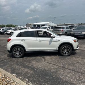 2016 Mitsubishi OUTLANDER SPORT ES — фото 10
