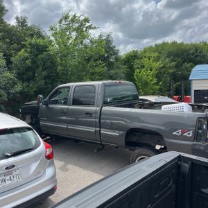 CHEVROLET SILVERADO - 3