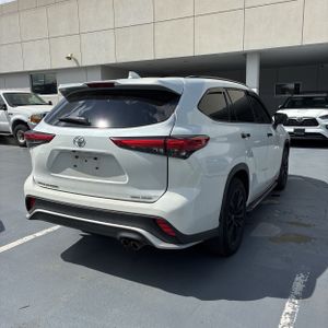 TOYOTA HIGHLANDER - 8