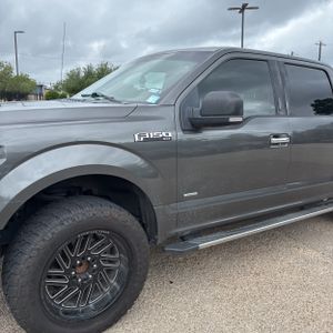 FORD F-150 XLT - 2