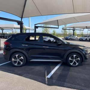 صورة 10 لـ 2017 Hyundai TUCSON LIMITED