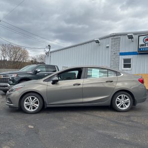 CHEVROLET CRUZE LT AUTO - 2