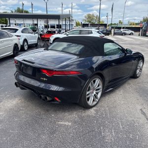 Jaguar F-TYPE R - 8