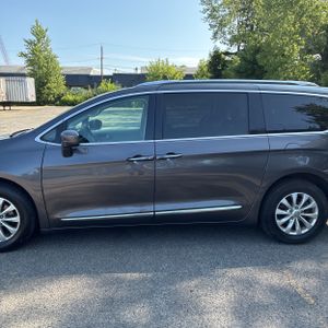 صورة 4 لـ 2019 Chrysler PACIFICA TOURING L