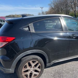 HONDA HR-V EX-L W/NAVI - 9