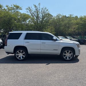 CADILLAC ESCALADE PREMIUM LUXURY - 10