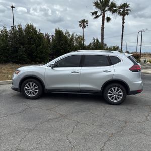 NISSAN ROGUE SV - 3