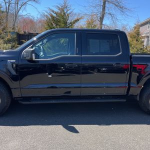 FORD F-150 XLT - 4