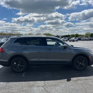 VOLKSWAGEN TIGUAN SE 4MOTION - 10